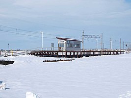 冬の駅の様子