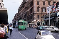 Via Giolitti (all'uscita dalla Stazione Termini), giugno 1975.