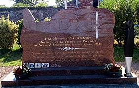 Stèle à la mémoire des aviateurs morts pendant la Bataille de France (mai-juin 1940)