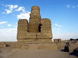 250px-Turpan-jiaohe-ruinas-d27.jpg