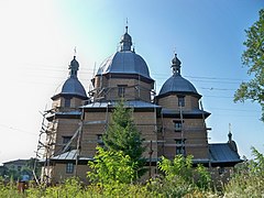 l'église de Batiatychi, classé[7],[8].