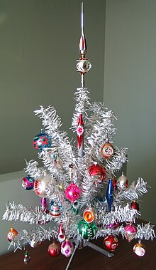 Christmas Tree Coloring on Aluminum Christmas Tree   Wikipedia  The Free Encyclopedia