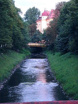 http://upload.wikimedia.org/wikipedia/commons/thumb/7/75/An_der_Klodnitz_in_Gleiwitz.JPG/250px-An_der_Klodnitz_in_Gleiwitz.JPG