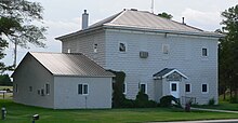 Blaine County, Nebraska courthouse from SE 2.JPG