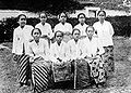 Javanese ladies in Semarang, Dutch East Indies wearing kebaya.