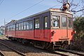 退役後停放在外川站旁边存放的801號車，2012年1月。