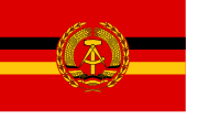 ? 東ドイツ海軍の軍艦旗。