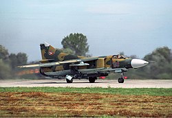 A Magyar Légierő MiG–23-as vadászgépe a pápai reptéren