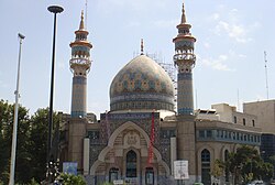 A Shia Mosque in Tehran Tehran Mosque, Palestinian square.jpg