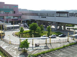 車站與巴士圓環（2007年6月）