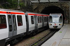 Een metrostel in station Croix-Paquet