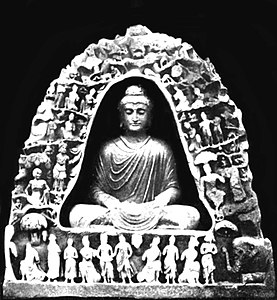 Mamane Dheri Buddha, inscribed with "Year 89" (probably of the கனிஷ்கர் era), hence 216 CE.[11] பெசாவர் அருங்காட்சியகம்.