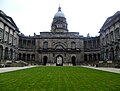 University of Edinburgh, platsen för Richard Hendersons första högskoleår.