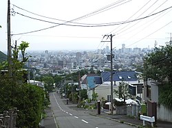 界川地区の住宅街から見た札幌都心部