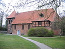 St.-Marien-Kirche mit Einfriedung und Kastanienbestand