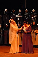 "Trubadur", Opera SNP-a, Novi Sad, 2008/09; Svitlana Dekar, Laura Pavlović, ženski Hor opere SNP-a