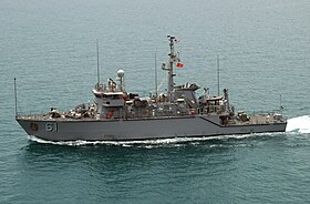 Das Minenjagdboot USS Raven (MHC-61), 2004