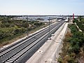 Vías de tren entre Los Toruños, El Puerto de Santa María, Cádiz, España.