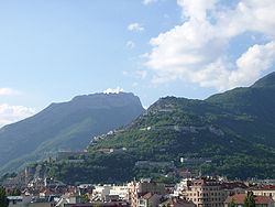 Blick von Grenoble auf die Bastille