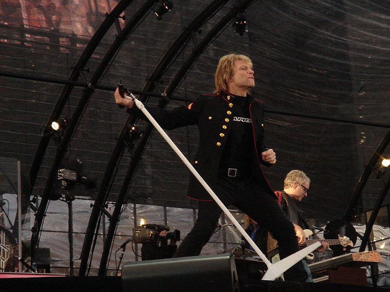 Tập tin:Bon Jovi Dublin 2006.jpg