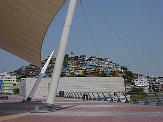 Der Cerro Santa Ana in Guayaquil, einer der letzten Hügel der Cordillera