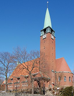 Hjorthagens kyrka i april 2006