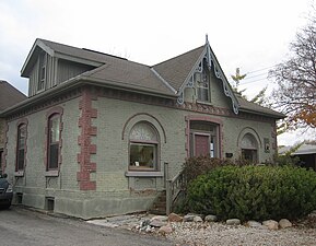 Ontario Cottage: a one- or one-and-a-half-story house with a symmetrical rectangular floor plan and a gable centred over the door, popular in small-town Ontario during the 19th century