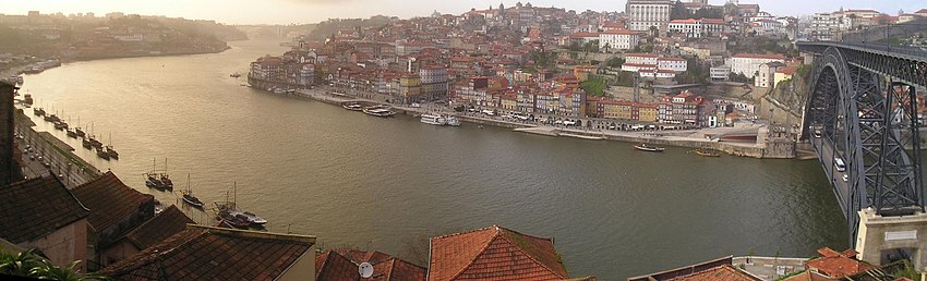 Panorama do e Porto do rio Douro.jpg