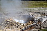 Pump Geyser close-up