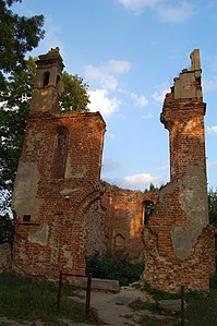 Ruiny gotyckiego kościoła Świętej Trójcy