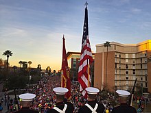 Runners Anthem, морские пехотинцы Аризоны представляют цвета для рок-н-ролльного полумарафона 150118-M-XK427-442.jpg