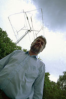 Радиолюбительская антенная решетка, используемая для связи Земля–Луна-Земля на частоте 144 МГц. Йедер, Центральная Швеция.