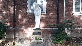 Statue de la Mère de Miséricorde (1844-1944), église Saint-Nicolas.