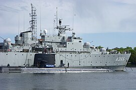 Les HMS Uppland et HM Visborg en 2009.