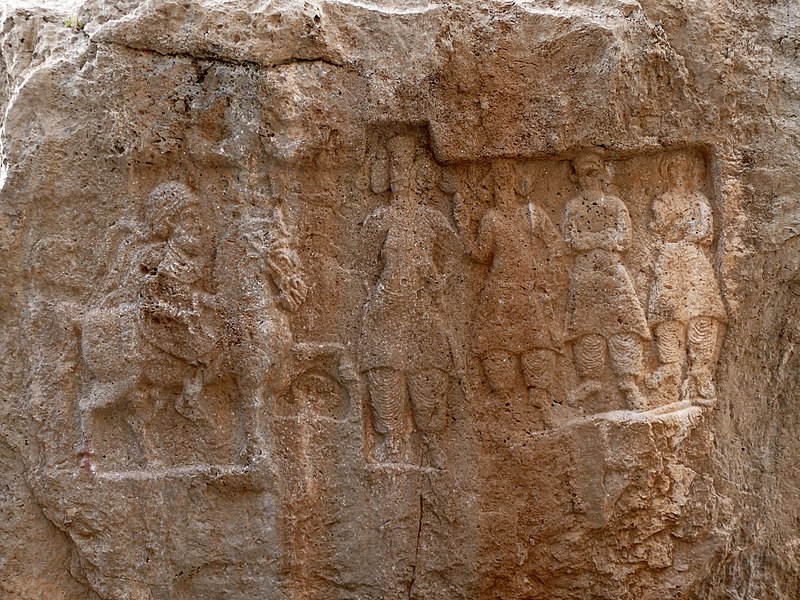 پرونده:Xong-e Ashdar Parthian relief.jpg