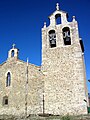 Vista frontal (occidental) de la iglesia de Santa María en Moya (Cuenca), con detalle de la espadaña herreriana. Siglos XII-XIV.