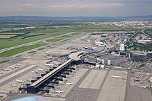 Vienna International Airport 2011-06-14 10-23-56 Austria Niederosterreich Fischamend Markt.jpg