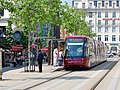 Clermont-Ferrand Jaude Meydanı'nda tramvay