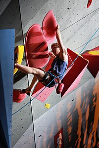 Phillips on 54-degree wall in finals of World Climbing Championships