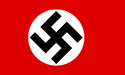 1933—1935 — сонациональный флаг; 1935—1945 — государственный, национальный и торговый флаг