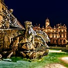 Fontaine_Bartholdi_Place_des_Terreaux_%28cropped%29.jpg