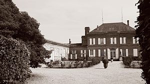 Lapeyrouse-Fossat - Château de Lapeyrouse - 20130416 (1).jpg