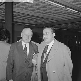 Маринус Флипсе (слева) и Генрик Шеринг, 1964
