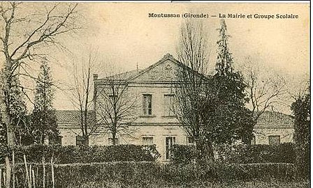 Mairie et groupe scolaire (1900-1920).