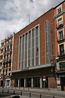 Straßenansicht des Teatro Monumental