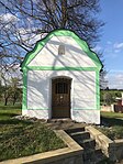 Overview of chapel in Loukovice, Třebíč District.jpg