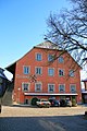 Rathaus mit Saal, ehem. auch Sitz der Dorfschule