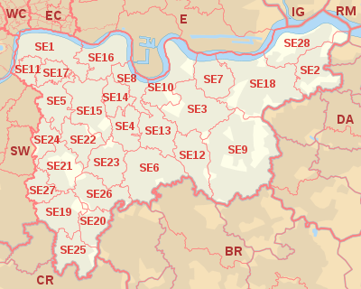 Mapa oblasti poštovního směrovacího čísla SE, zobrazující okresy poštovních směrovacích čísel, poštovní města a sousední oblasti poštovních směrovacích čísel.