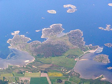 Flygfoto över Vallda Sandö.