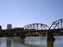 Victoria Bridge in Nutana, Saskatoon.jpg